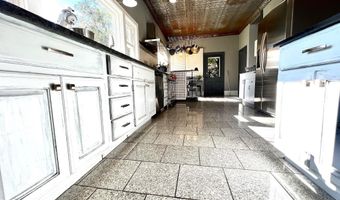 330 Hawthorne Dr, Bedford, IN 47421