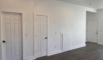 240 E 9th St, Baxter Springs, KS 66713