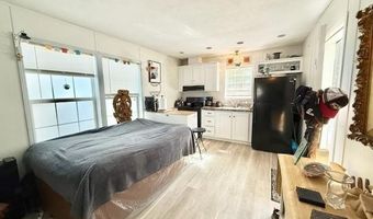 521 Forest Park, Middletown, RI 02842