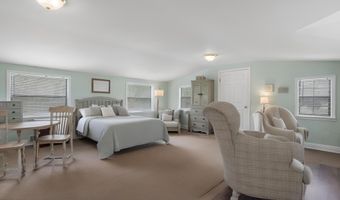 1099 Campbell Dr, Biloxi, MS 39532