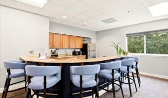 1211 S EADS St S 305, Arlington, VA 22202