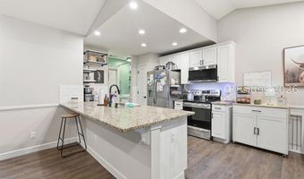 16 Sherwood Ln, Beaufort, SC 29907