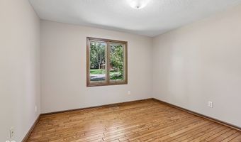 1853 Winding Ridge Ct, Indianapolis, IN 46217