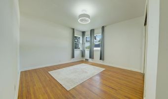 506 5TH St, Armstrong, IA 50514