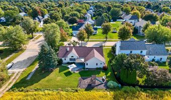 4715 N BROOKSHIRE Dr, Appleton, WI 54913