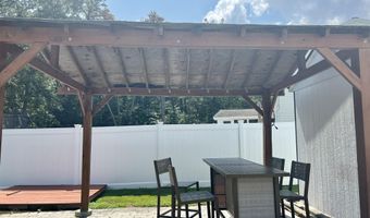 14 Hemlock Ln, Bayville, NJ 08721