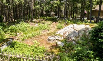 9 Kennebec Cir, Bath, ME 04530