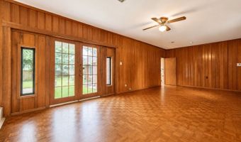 6142 Masonic Dr, Alexandria, LA 71031