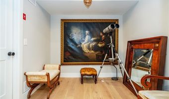 15 Castle St 9, East Greenwich, RI 02818