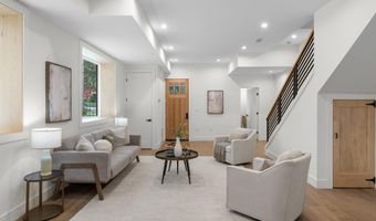 3916 8TH St NW B, Washington, DC 20011