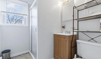 505 Washington St, Coventry, RI 02816
