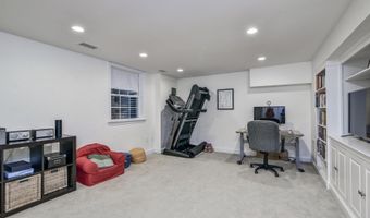 6007 WELBORN Dr, Bethesda, MD 20816
