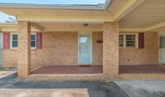 61 Bignon St, Barnwell, SC 29812