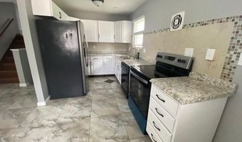 1559 Orson Dr, Columbus, OH 43207