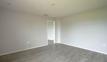 110 Pin Oak Dr, Aurora, MO 65605