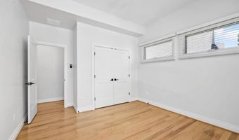924 28TH St S, Arlington, VA 22202
