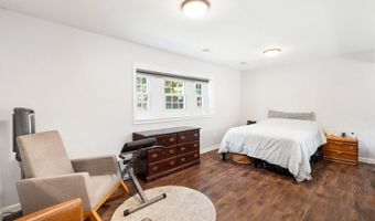 17 Muscotah Rd, Alloway, NJ 07422