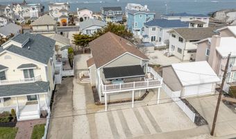 25 W 9th St, Avalon, NJ 08202