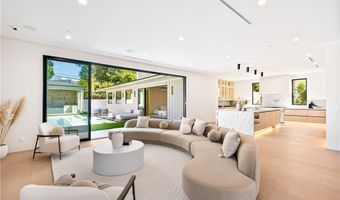 16728 Morrison St, Encino, CA 91436