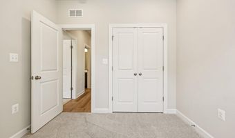 7355 MOUNTAINEER Dr, Alexandria, VA 22306