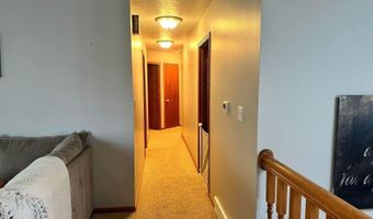 850 E Mill St, Akron, IA 51001