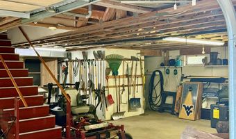 105 Beechwood Dr, Beaver, WV 25813