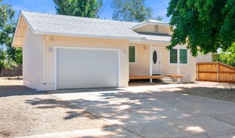 2445 Toyon St, Anderson, CA 96007