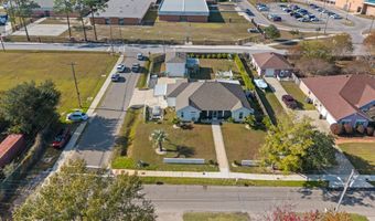 600 Beyer Dr, Bay St. Louis, MS 39520