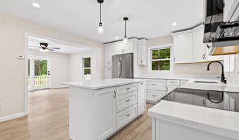 114 Farrarville Rd, Belmont, NH 03220