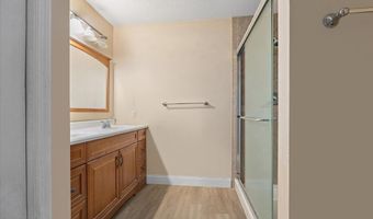 301 2ND St, Atlantic Beach, FL 32233