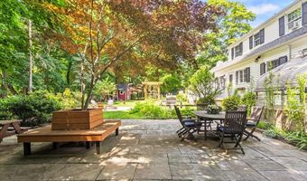 13 Provost Dr, Airmont, NY 10901