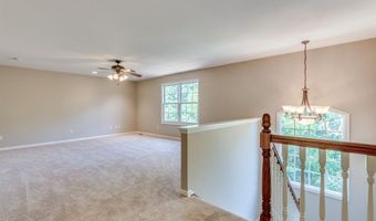 1515 Dietrich Glen Dr, Ballwin, MO 63021