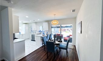 2817 Easy Ave, Long Beach, CA 90810
