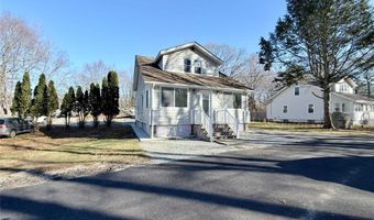 4 Arcade St, Johnston, RI 02919