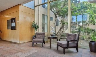 5429 Newcastle Ave 215, Encino, CA 91316