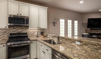 6145 E CAVE CREEK Rd 103, Cave Creek, AZ 85331