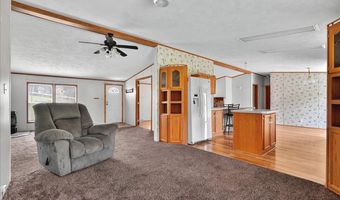 821 State Highway 161, Amsterdam, NY 12010