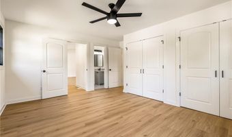 1 Adams Ln, Bella Vista, AR 72715