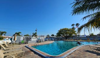 1650 Valve Dr 48, Holiday, FL 34690