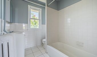1830 E RIVERSIDE Dr, Atlantic City, NJ 08401