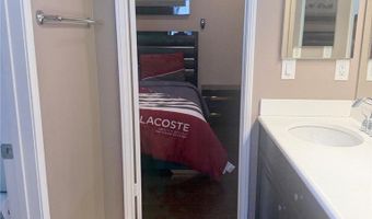 8200 E Brookdale Ln, Anaheim, CA 92807