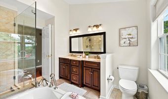 637 CHATSWORTH Dr, Ambler, PA 19002