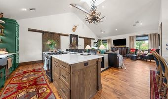 21300 N Hiwassee Rd, Arcadia, OK 73007