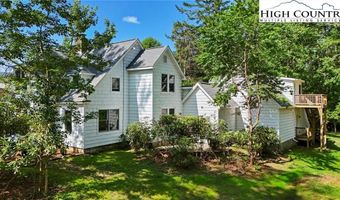 140 Library Ln, Banner Elk, NC 28604
