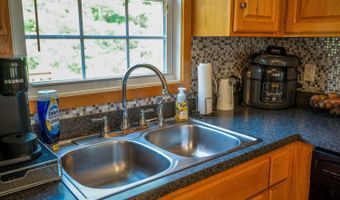 122 Majestic Cir, Amherst, VA 24521