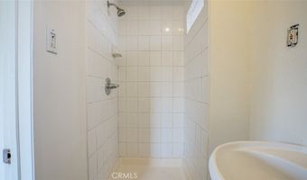 856 W 47th St, Los Angeles, CA 90037