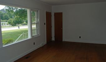 122 Houston, Barnesville, GA 30204