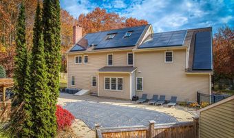 10 Maiden Ln, Bedford, NH 03110