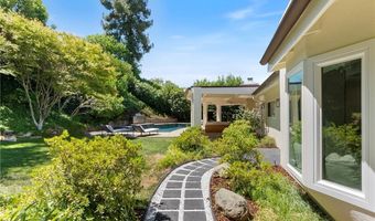 16430 Dorado Dr, Encino, CA 91436