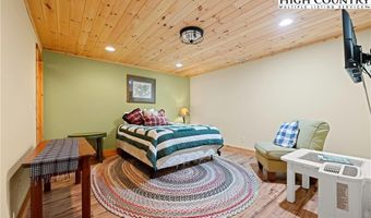 49 Dandelion Ln, Banner Elk, NC 28604